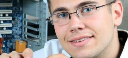 SCHUTZSCHIRM RETTET SOFTWAREFIRMA UND FINDET „WEISSEN RITTER“